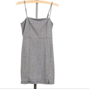 Originality black and white spaghetti straps dress size M